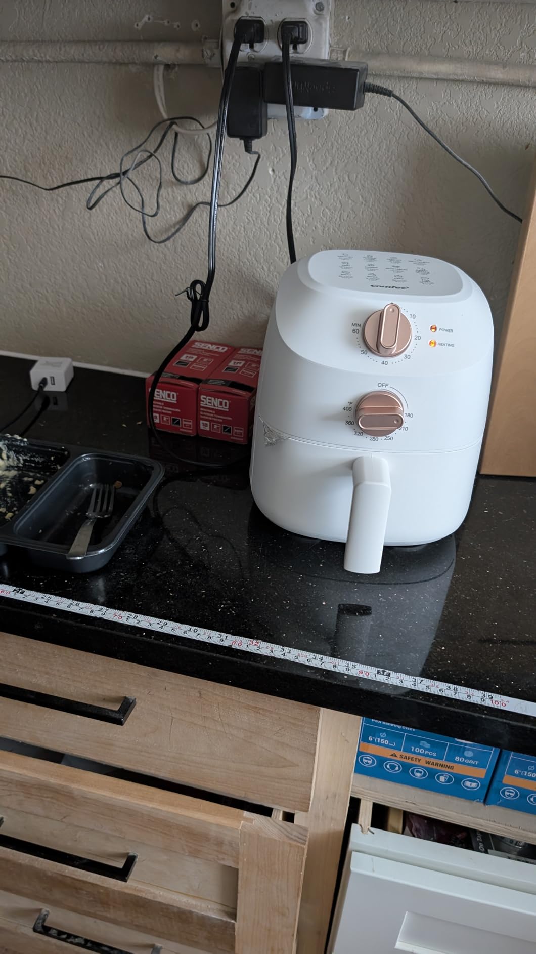 COMFEE' Compact 2.1-Quart Mini Air Fryer for Small Kitchens, White customer photo 1