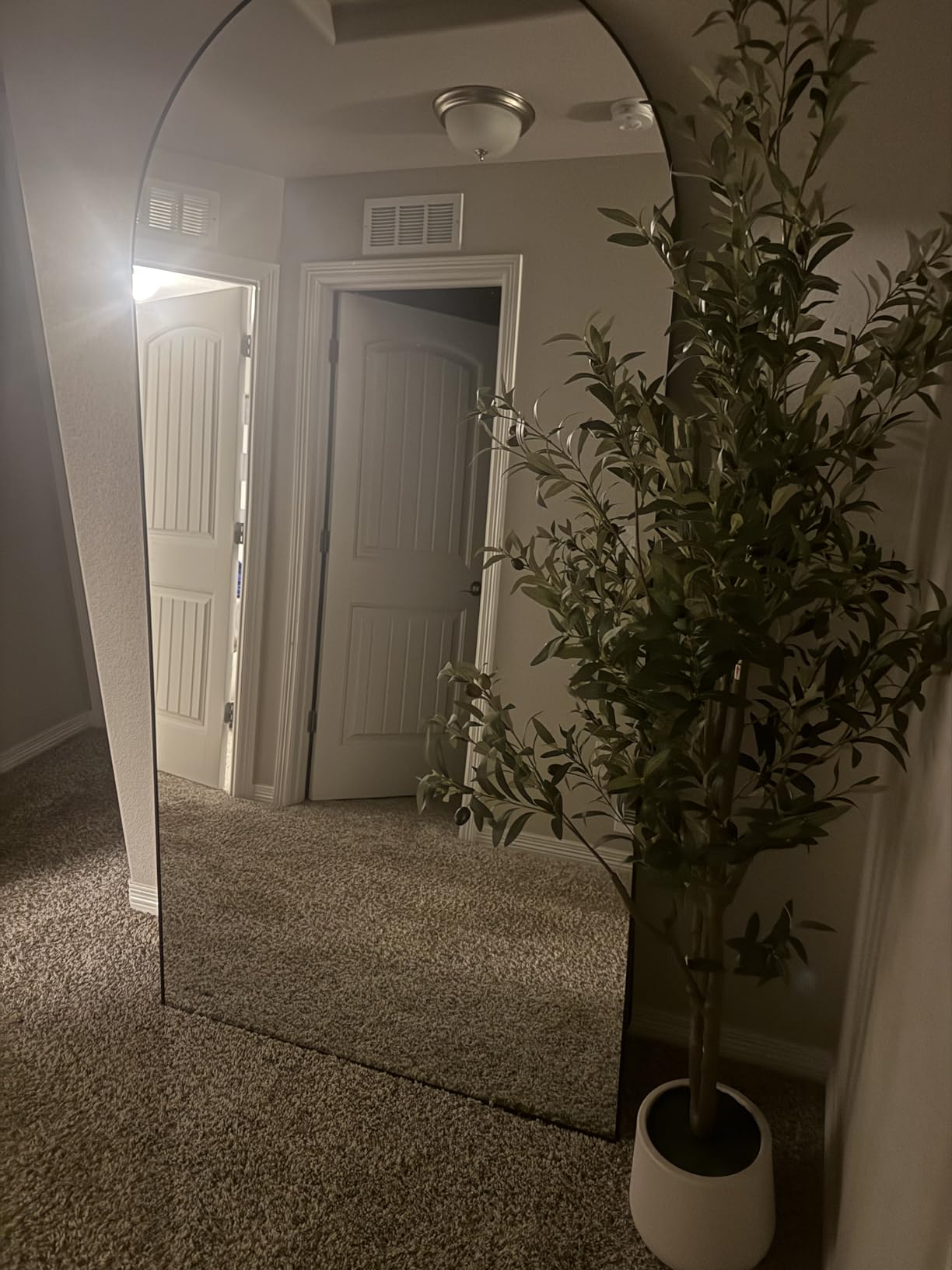 KOMCOTE Full Length Floor Mirror, 91x46 Inch Oversized Arched Standing Mirror in Black for Bedroom, Living Room, Dressing Room - Elegant Freestanding Leaning Mirror Decor customer photo 2