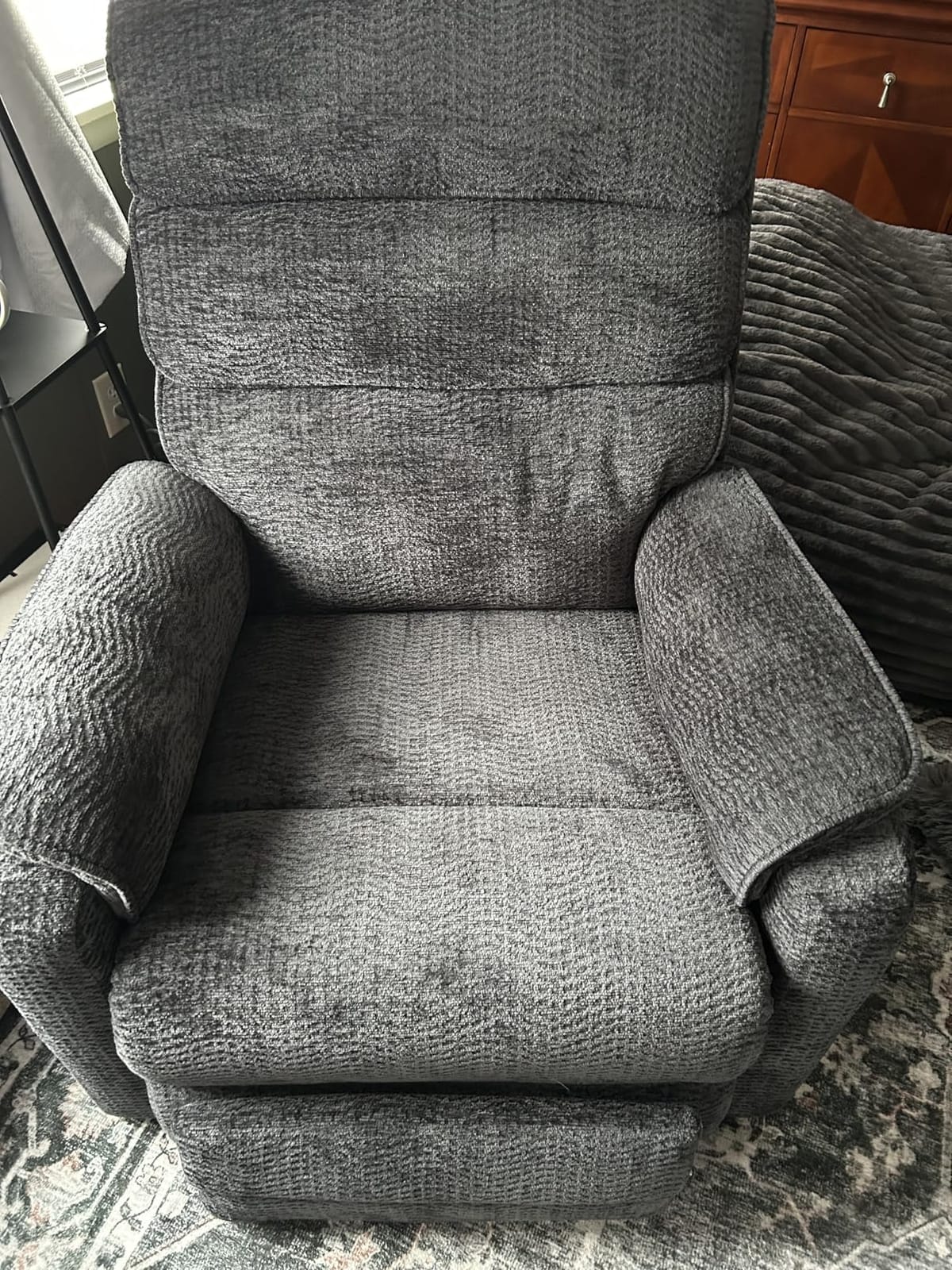 DYNOX 9198L Tall Power Lift Recliner, Extended Footrest, Dark Grey customer photo 1