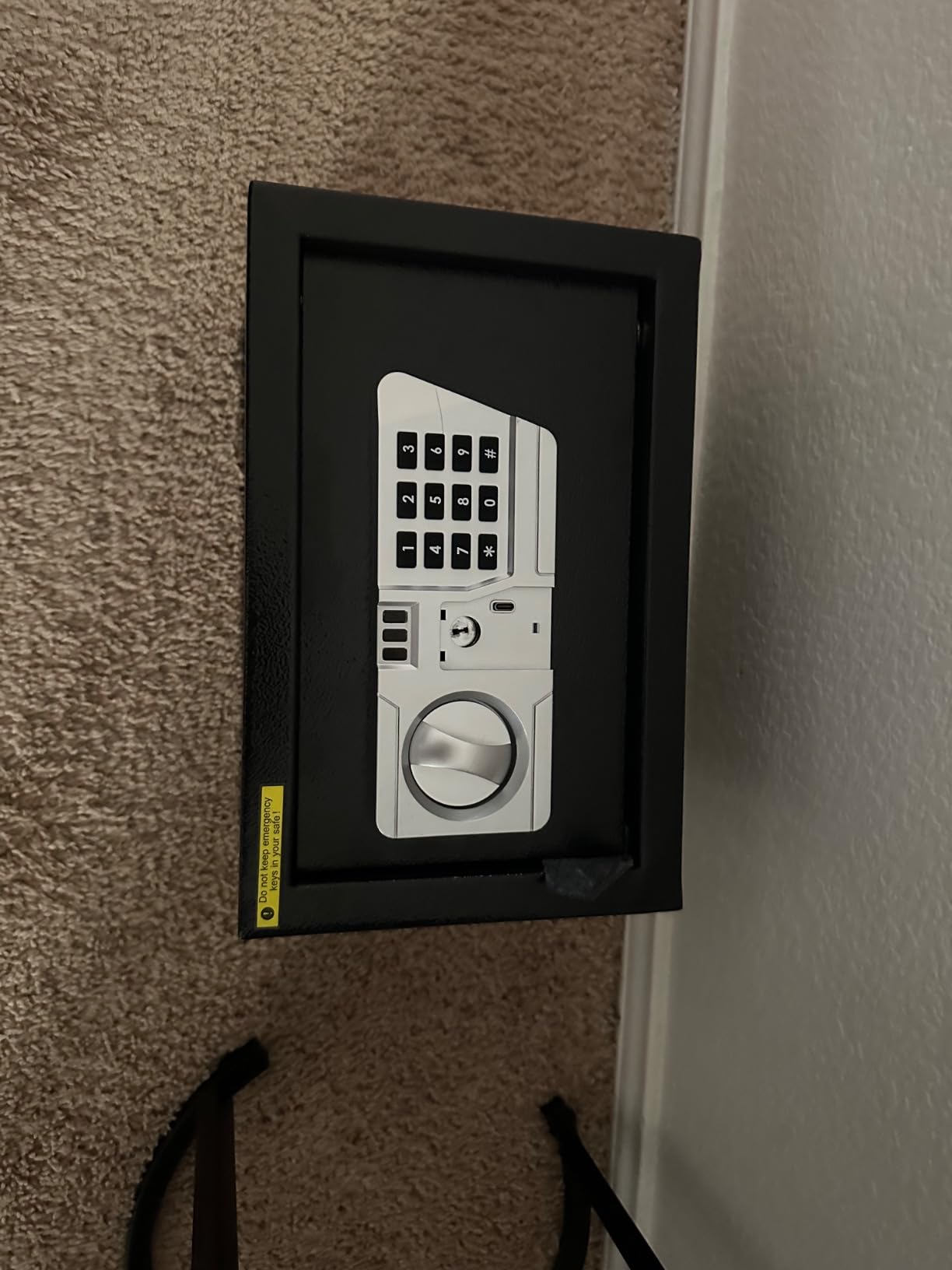 9.8 Cub 124 Lb Extra Large Biometric Genuine Fireproof Waterproof Home Safe customer photo 2