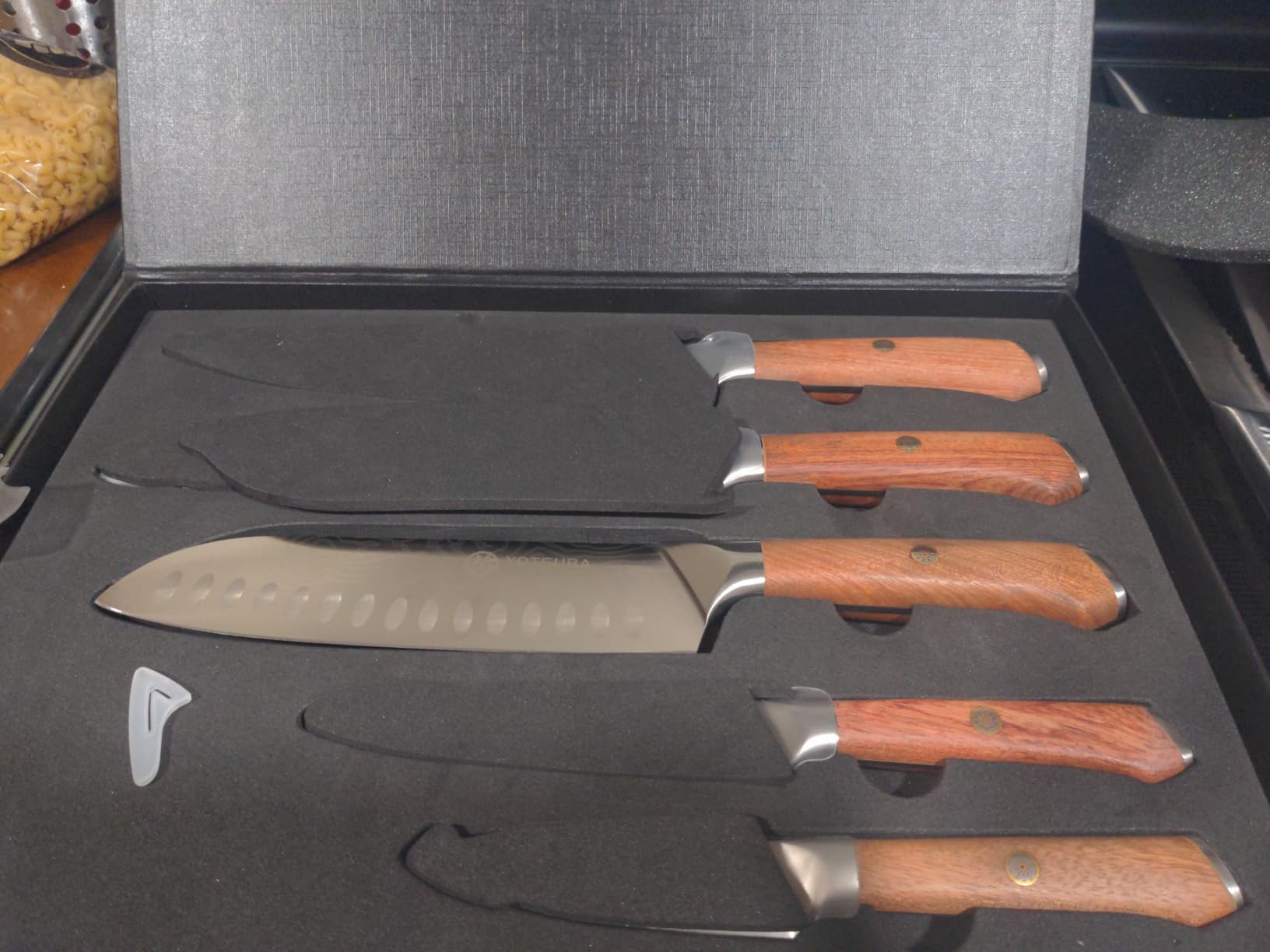YOTSUBA 14 PCS Japanese Knife Set with Block and Sharpening Rod customer photo 1