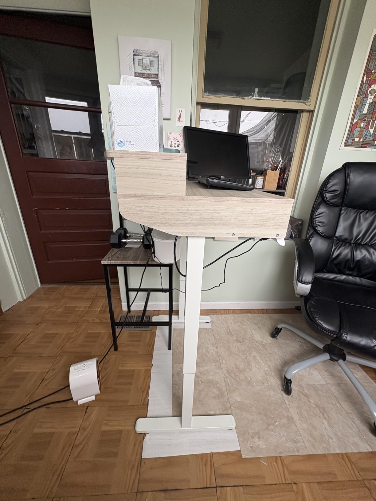 HUANUO 32 x 20 Inch Electric Standing Desk with 4 Drawers, Natural customer photo 1