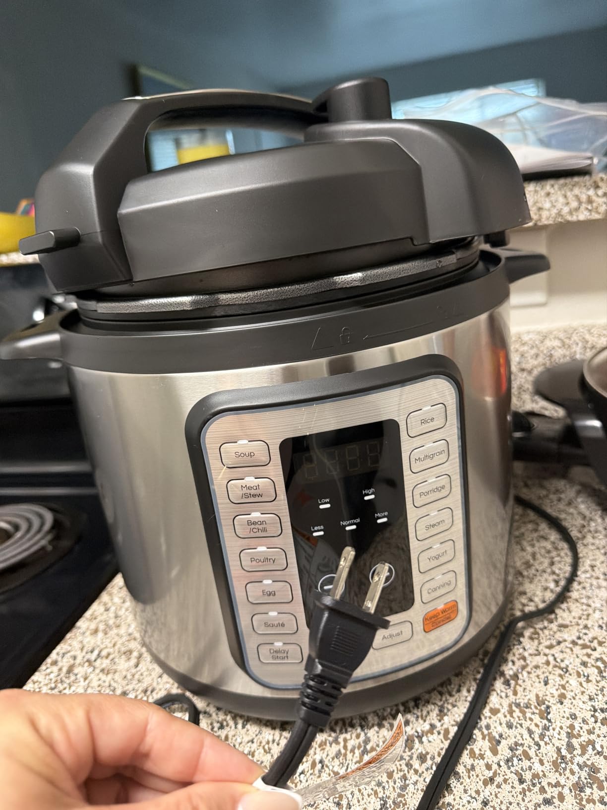 Sweetcrispy 16-in-1 Electric Pressure Cooker 8QT, 12-Preset Multi Cookers with Ceramic Pot, Slow Cook Rice Steamer Sauté Soup Yogurt Maker and More, Recipe Book customer photo 2