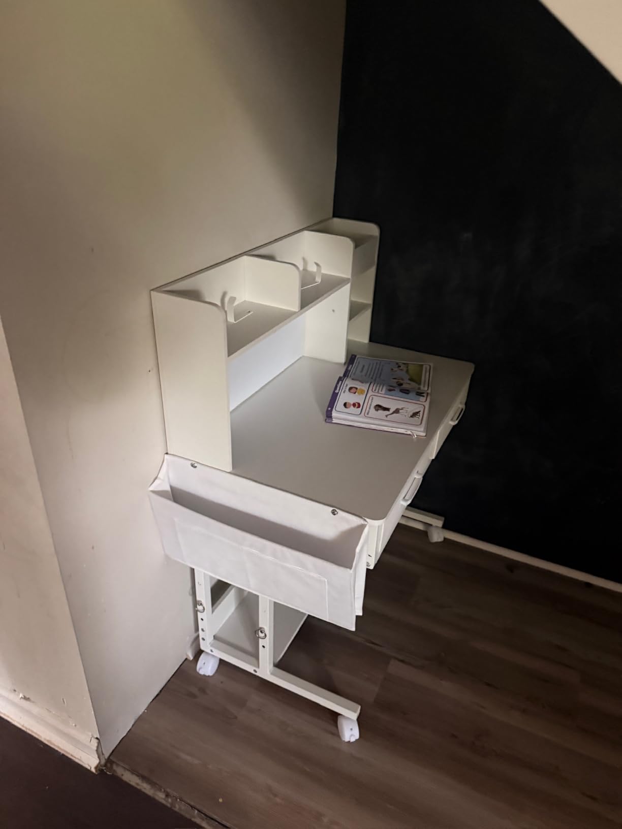WINAZ White Kids Desk with Hutch, Height Adjustable 32