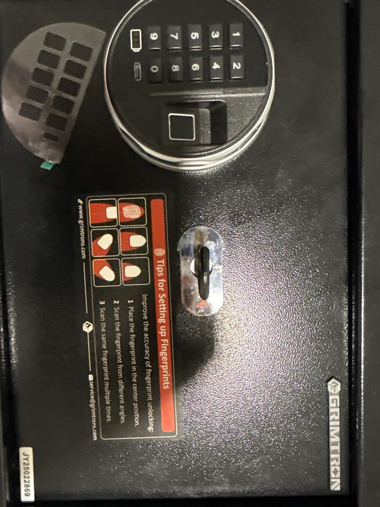 Grimtron 23LB Biometric 4 Pistols Safe with Fingerprint Lock, 3-8 Digit PIN customer photo 2