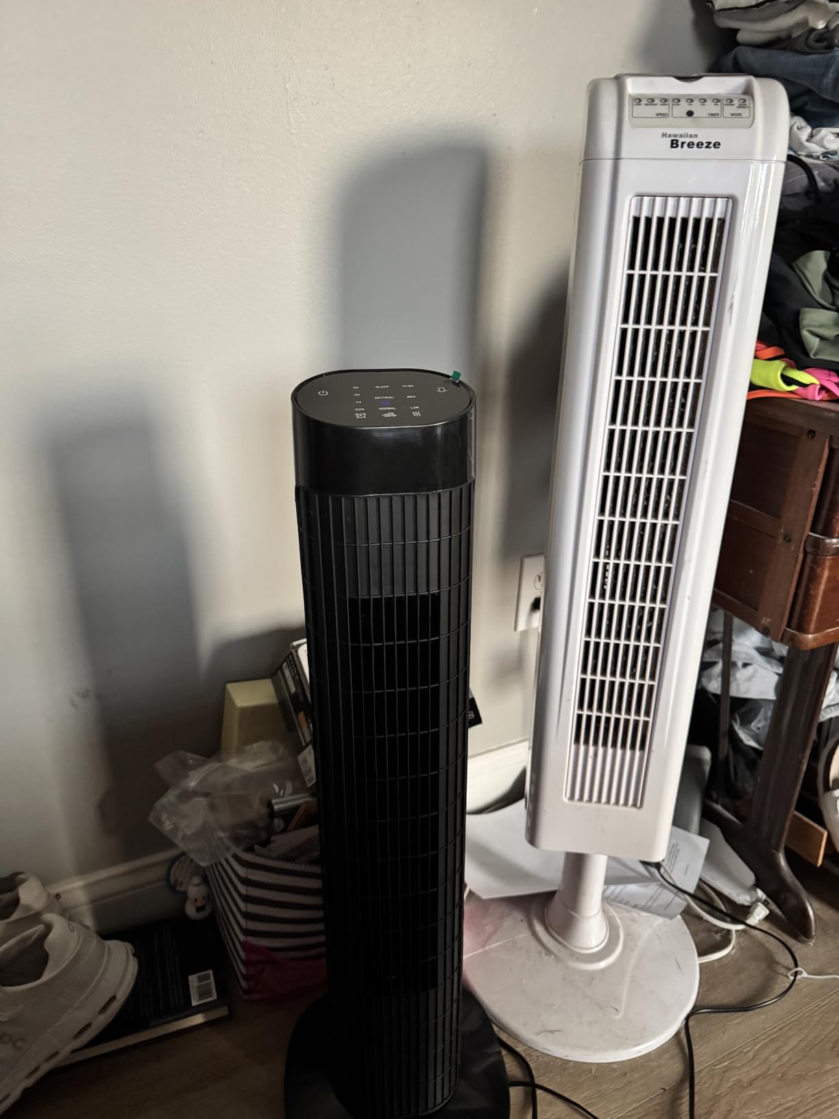 Uthfy Tower Fan with Remote, Portable 120° Oscillating Standing Fan, 3 Speeds & 3 Modes, 7.5H Timer, Fans That Blow Cold Air for Bedroom, Living Room, Office, Black customer photo 2