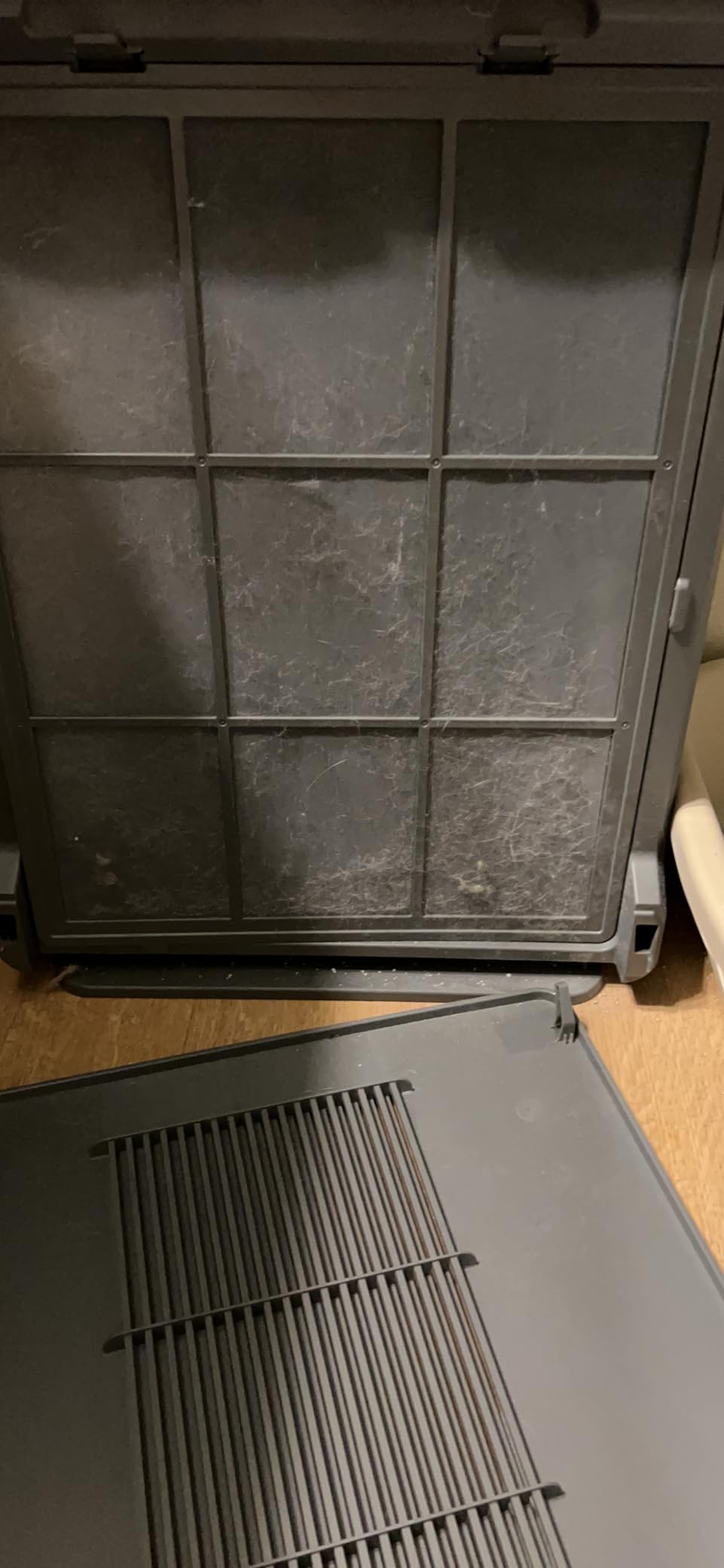 WINIX AT40 Air Purifier with 2 Years of Filters for Extra Large Room Up to 1968 Ft² in 1 Hr With Air Quality Monitor, True HEPA, Carbon Filter and Auto Mode, Captures Dander, Smoke, Dust customer photo 2